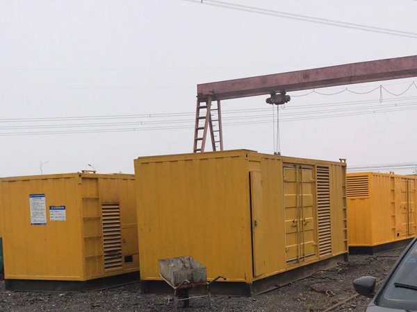 象山100kw柴油发电机组每小时油耗？